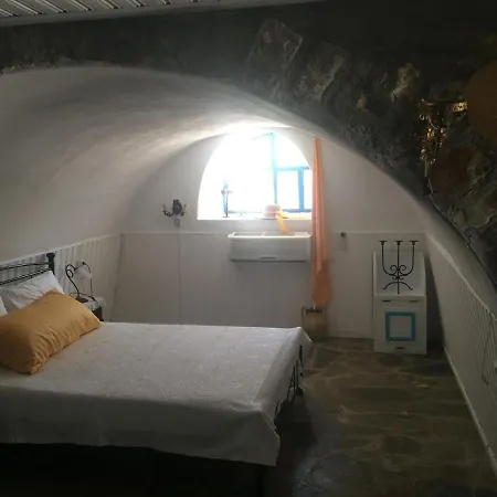 Lagadi 1860 Country house