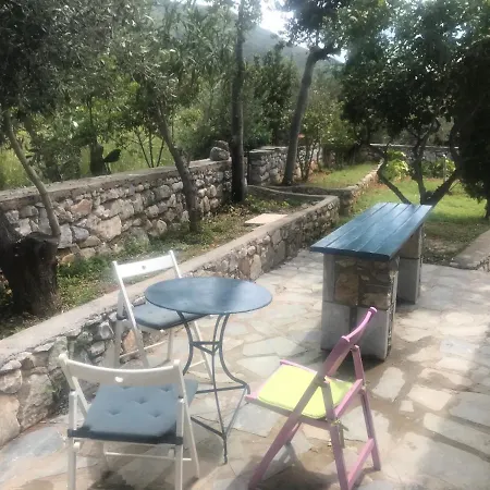 Lagadi 1860 Casa di campagna