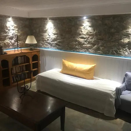 Lagadi 1860 컨트리하우스 *