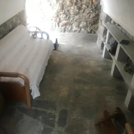 Lagadi 1860 Country house