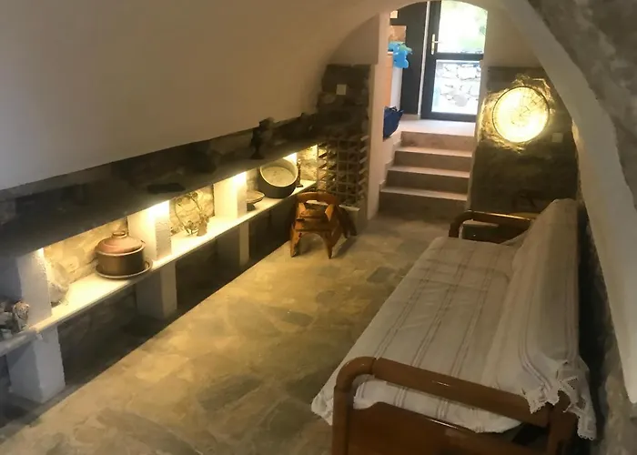 Hétvégi ház Lagadi 1860 Trakhila