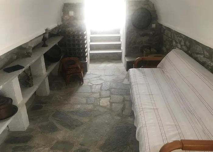 Lagadi 1860 Hétvégi ház *