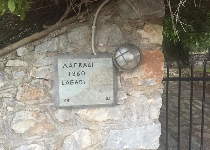 Hétvégi ház Lagadi 1860 Trakhila